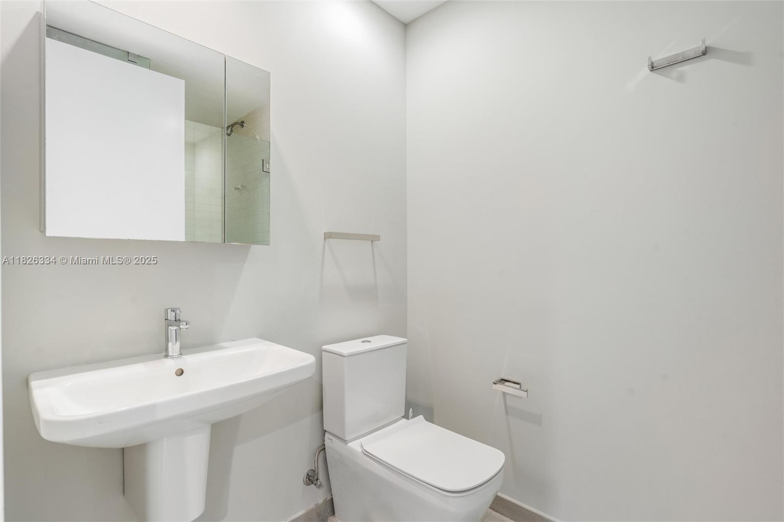OCEANA BAL HARBOUR CONDO - Residential