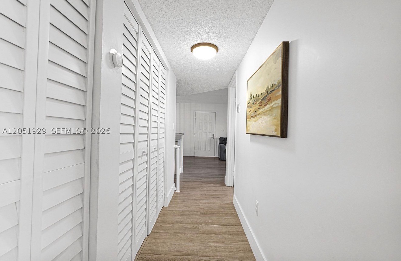 LE CLUB AT OLD CUTLER CON - Residential Lease