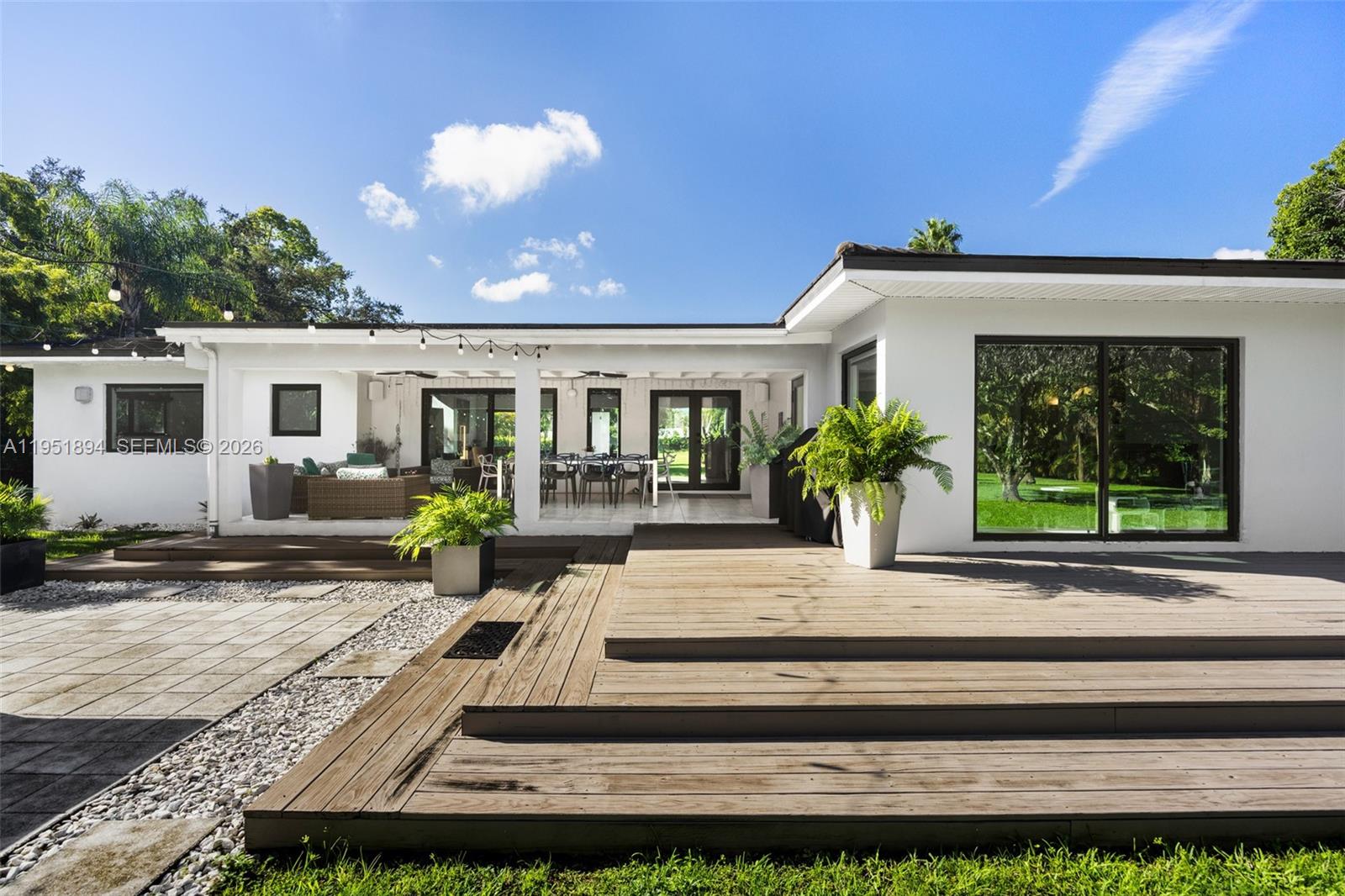 FLAGLER GROVES ESTATES SE - Land