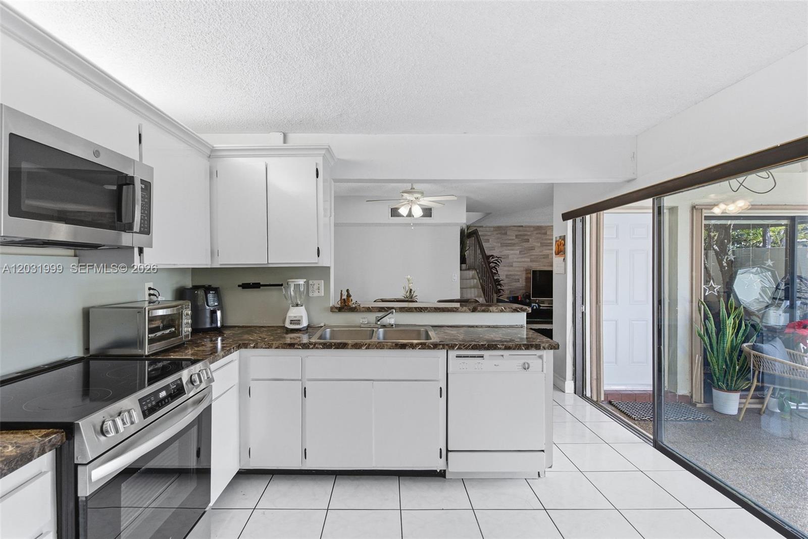 OASIS CONDO NO 2 - Residential