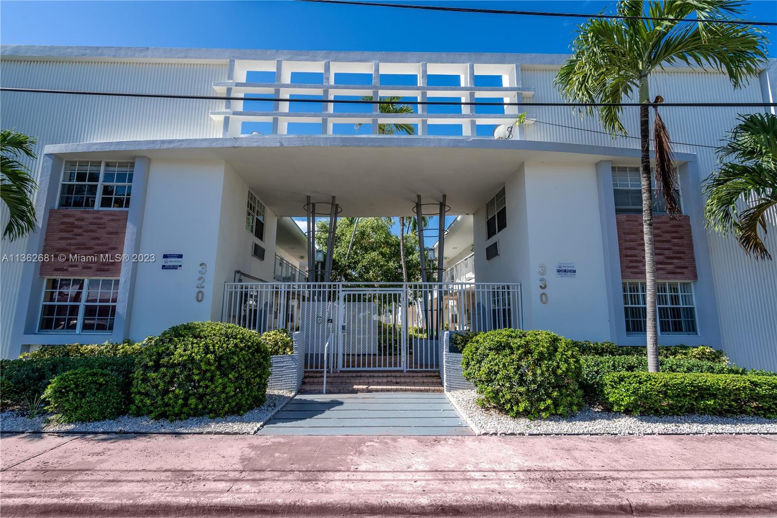 Enjoy living in this spacious garden view studio. Located just steps from the beach and 36 acre beachfront park! Residence features tile flooring, bright and cheery kitchen, separate dining area that could also be an office, modern bath, and more! Building is completely gated with a lovely courtyard entrance with lounge chairs, and easy access to municipal parking lot. Onsite laundry for all residents available. Pets welcome!