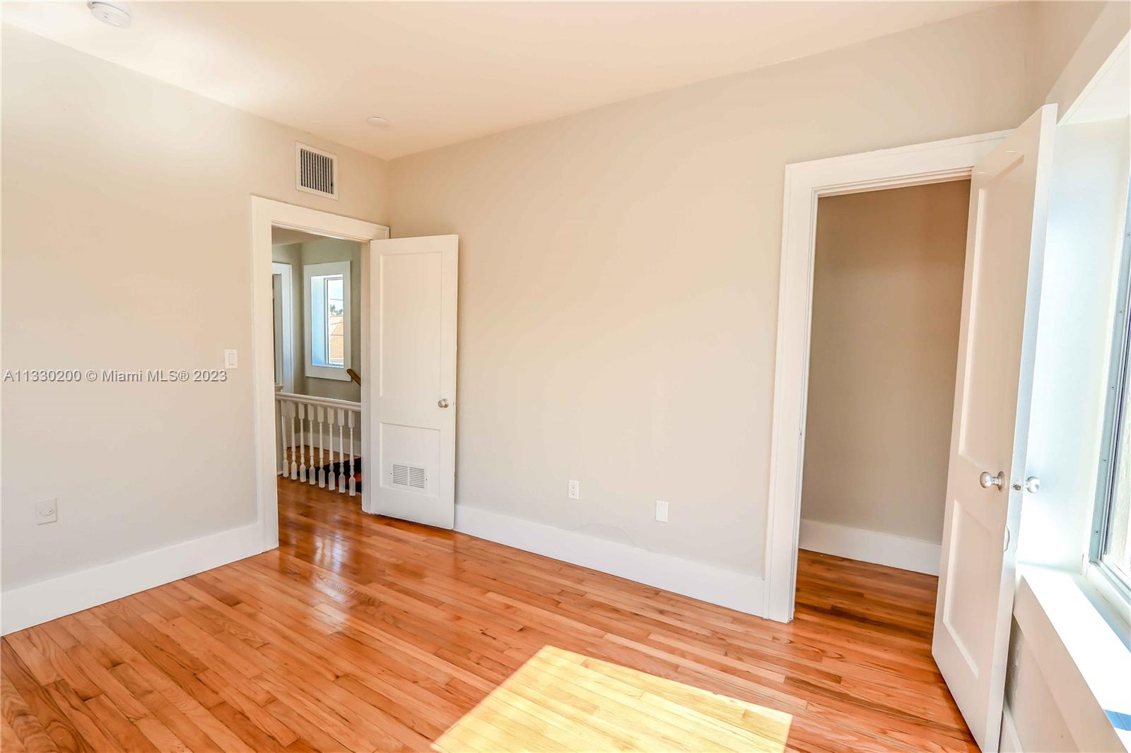 KENSINGTON PARK - Residential Lease