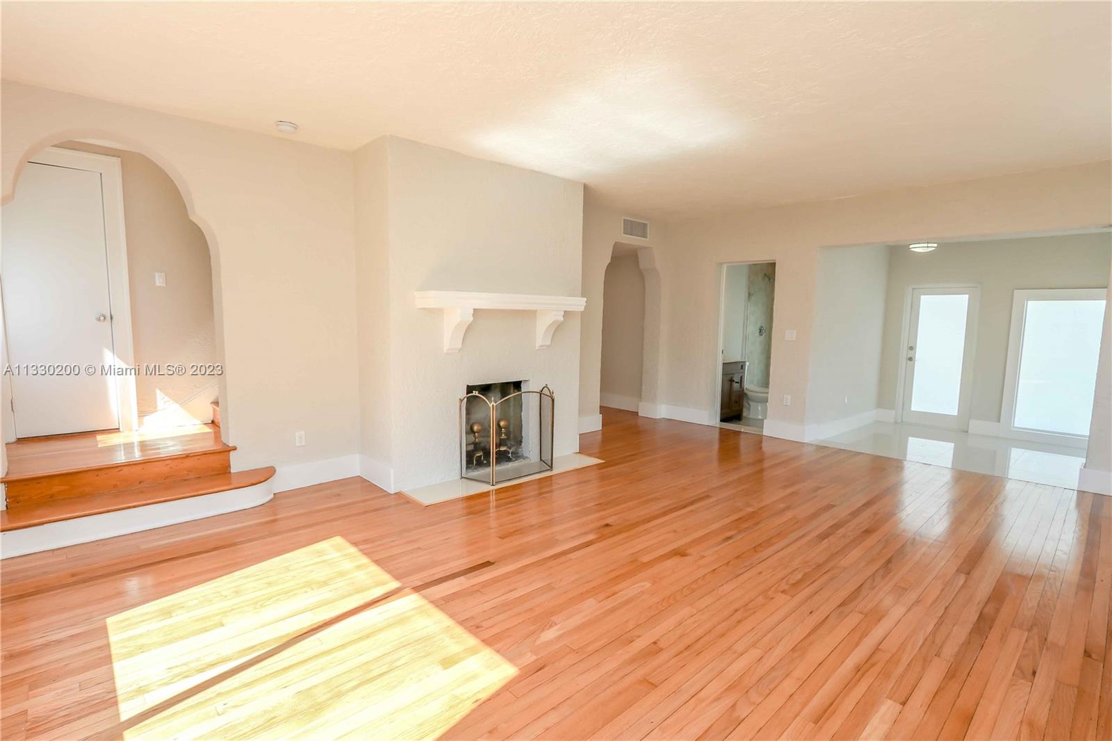 KENSINGTON PARK - Residential Lease