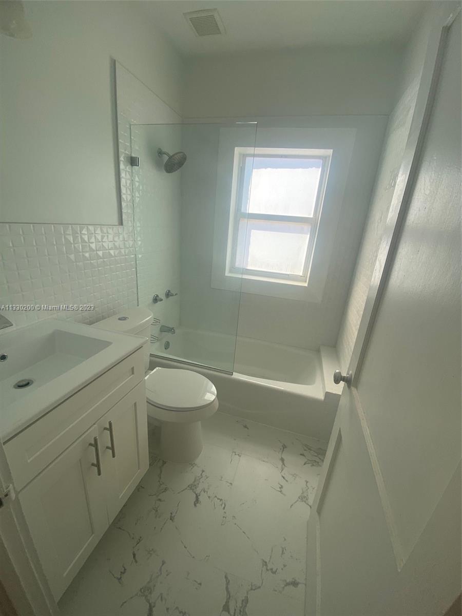 KENSINGTON PARK - Residential Lease
