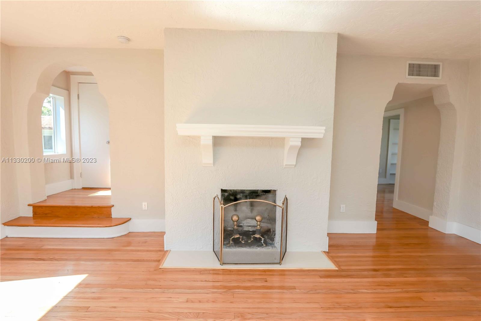 KENSINGTON PARK - Residential Lease