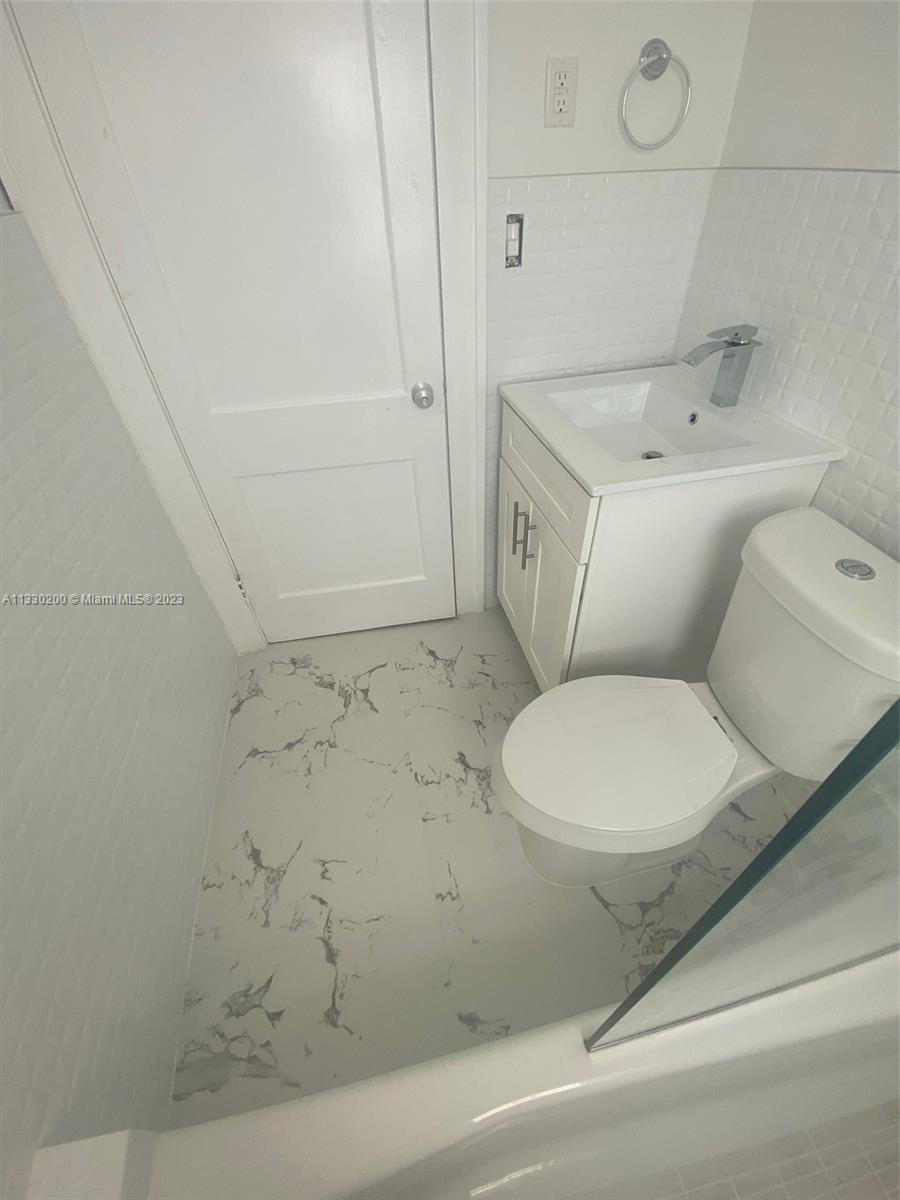 KENSINGTON PARK - Residential Lease