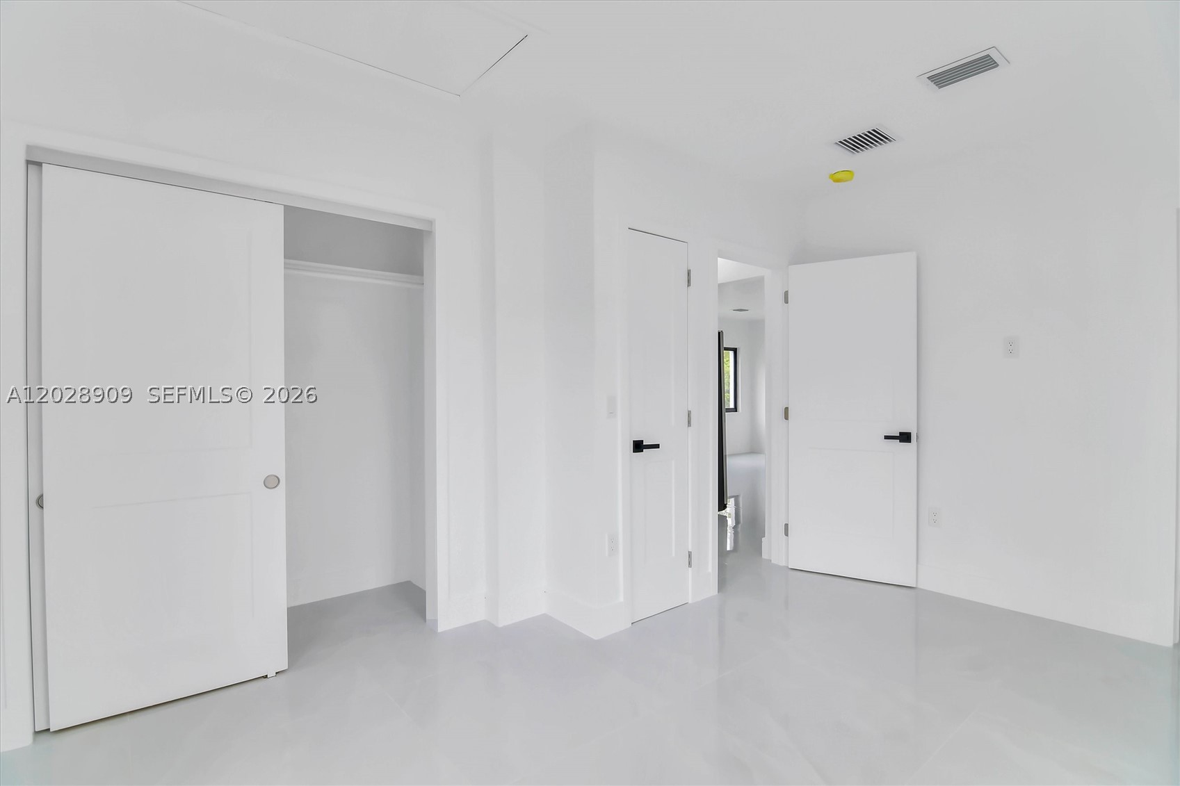 HOUSTON HEIGHTS - Residential