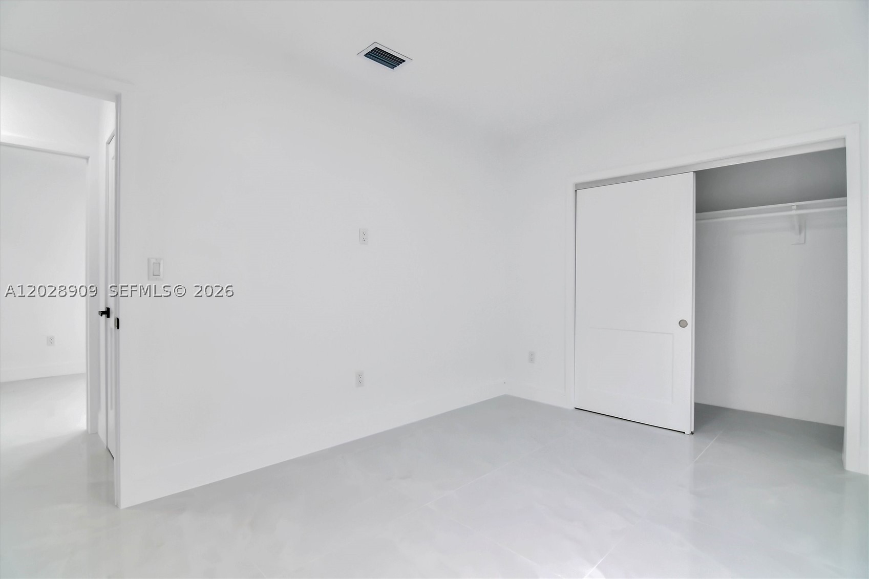 HOUSTON HEIGHTS - Residential