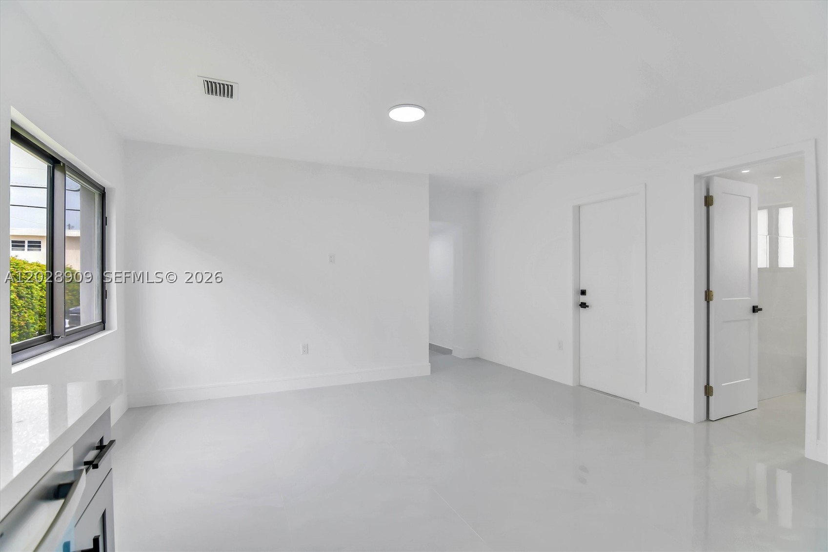 HOUSTON HEIGHTS - Residential