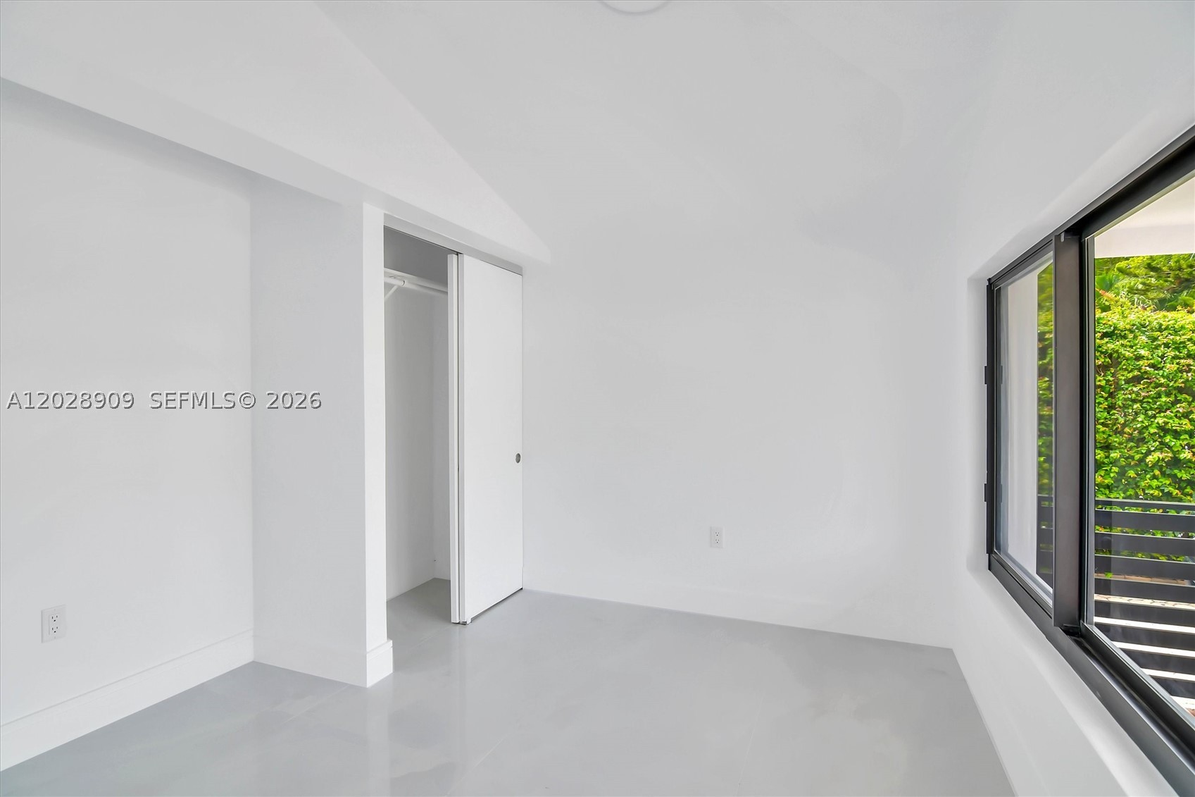 HOUSTON HEIGHTS - Residential