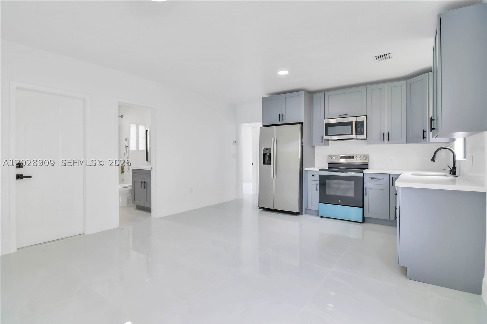 HOUSTON HEIGHTS - Residential