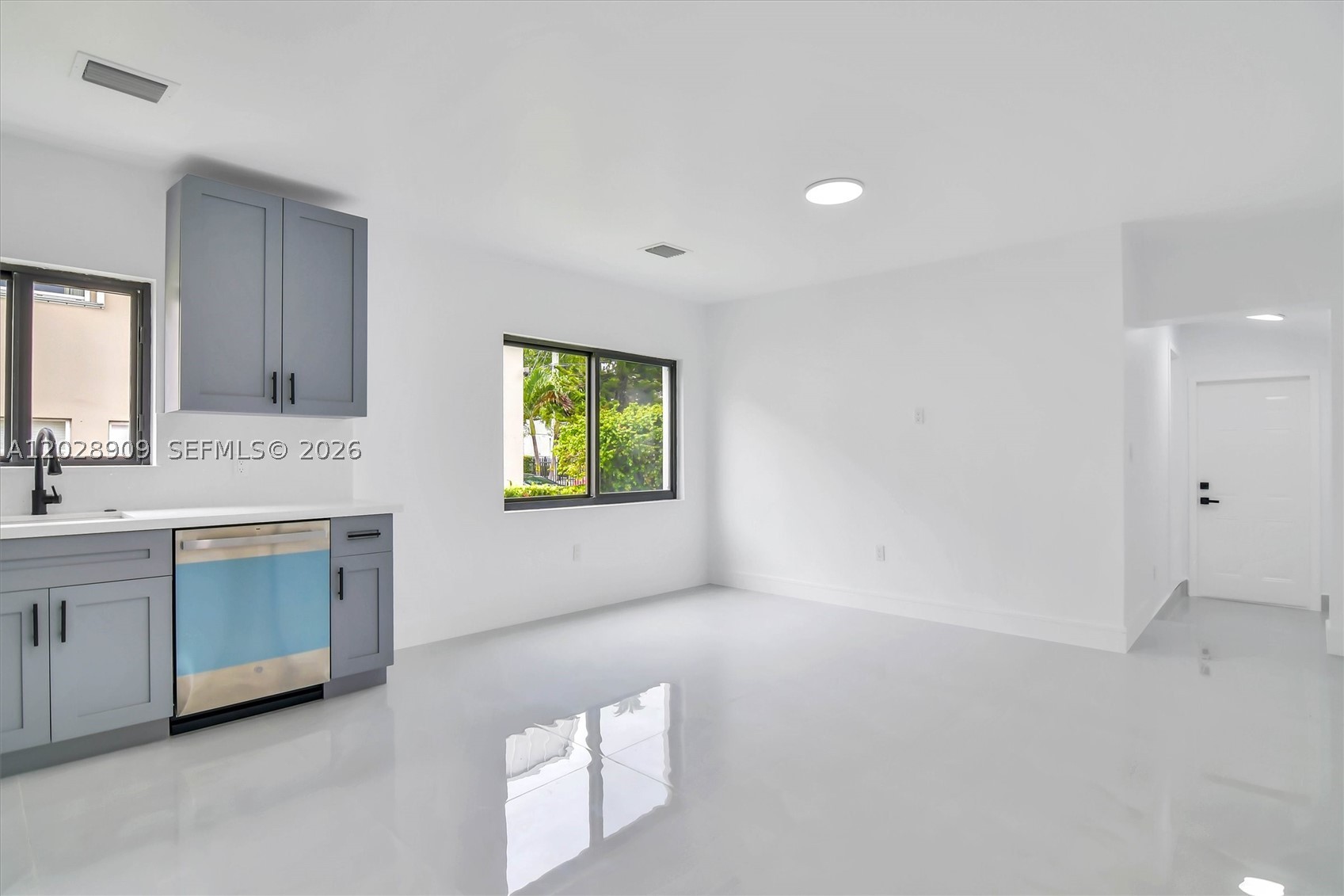 HOUSTON HEIGHTS - Residential