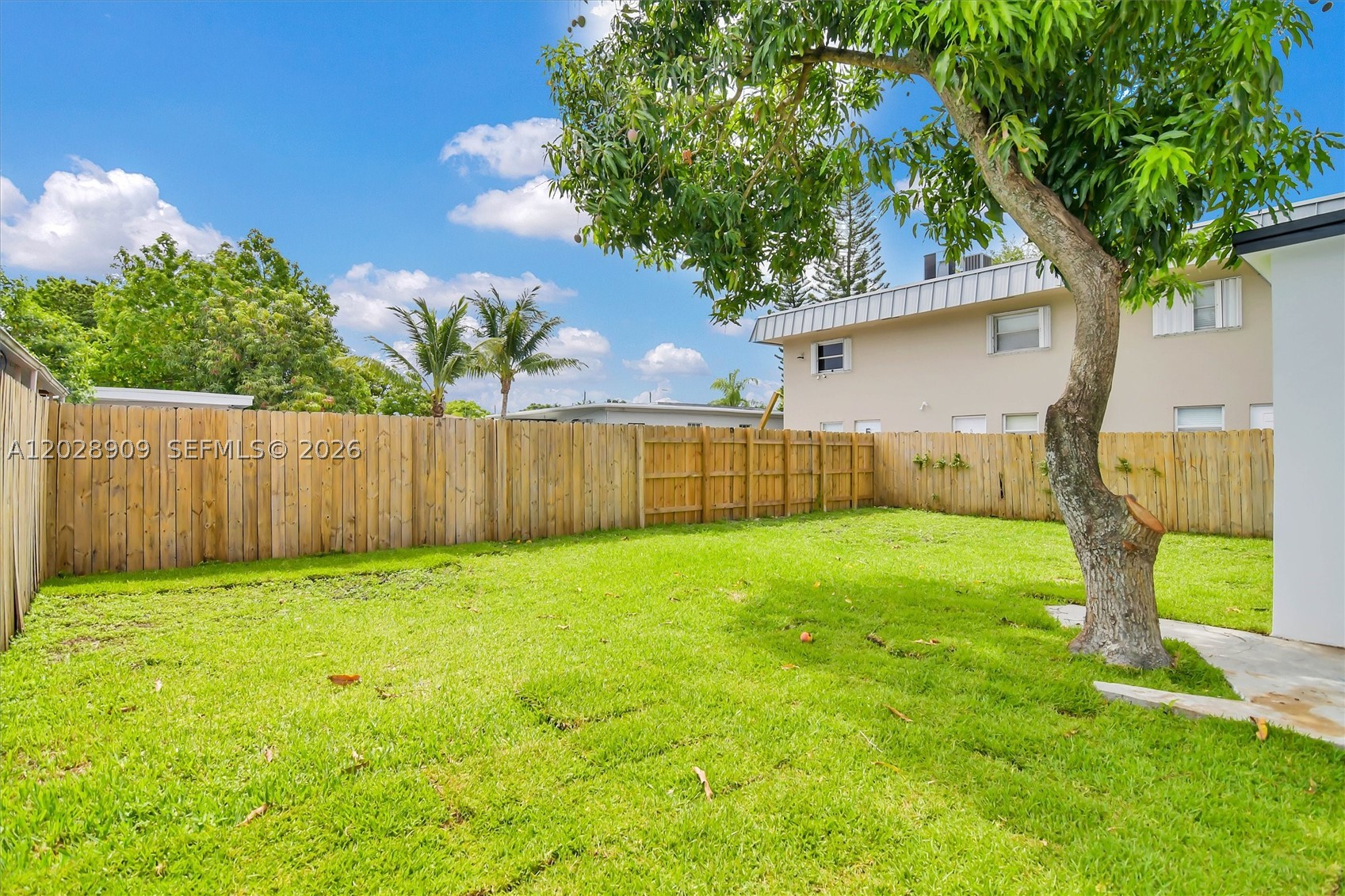 HOUSTON HEIGHTS - Residential