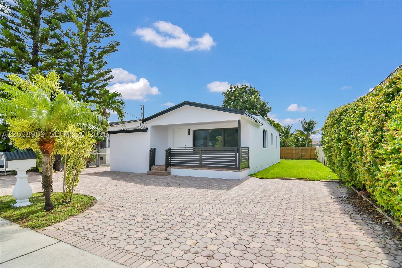 HOUSTON HEIGHTS - Residential