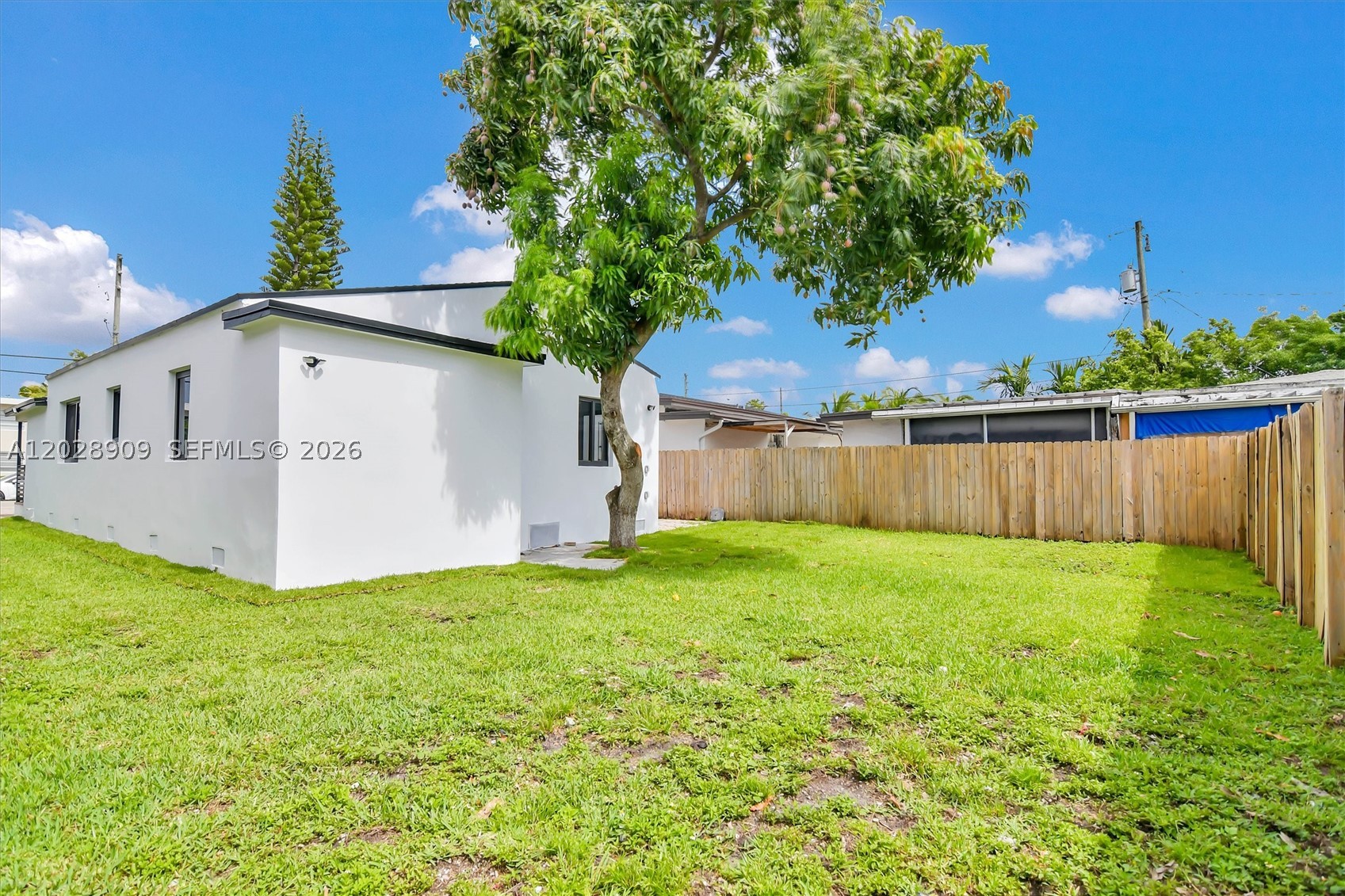 HOUSTON HEIGHTS - Residential