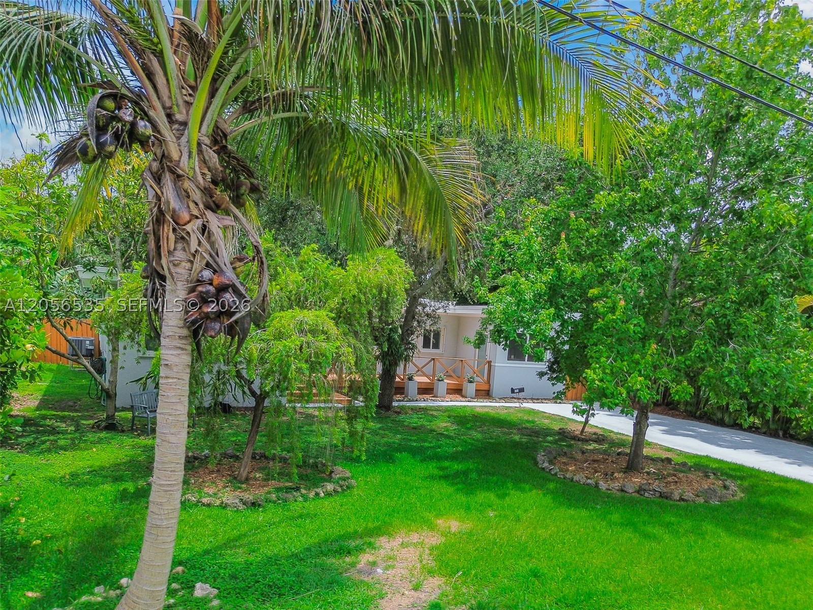 1ST ADDN BISCAYNE LAWN - Residential