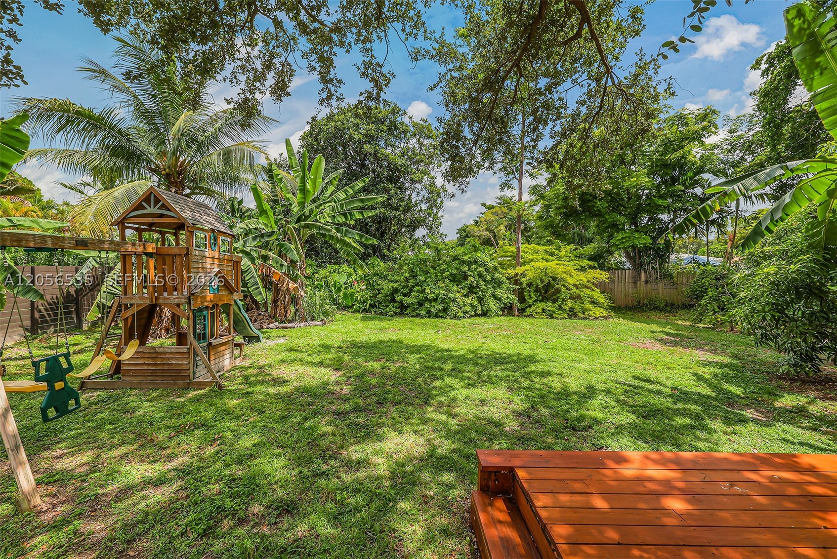 1ST ADDN BISCAYNE LAWN - Residential