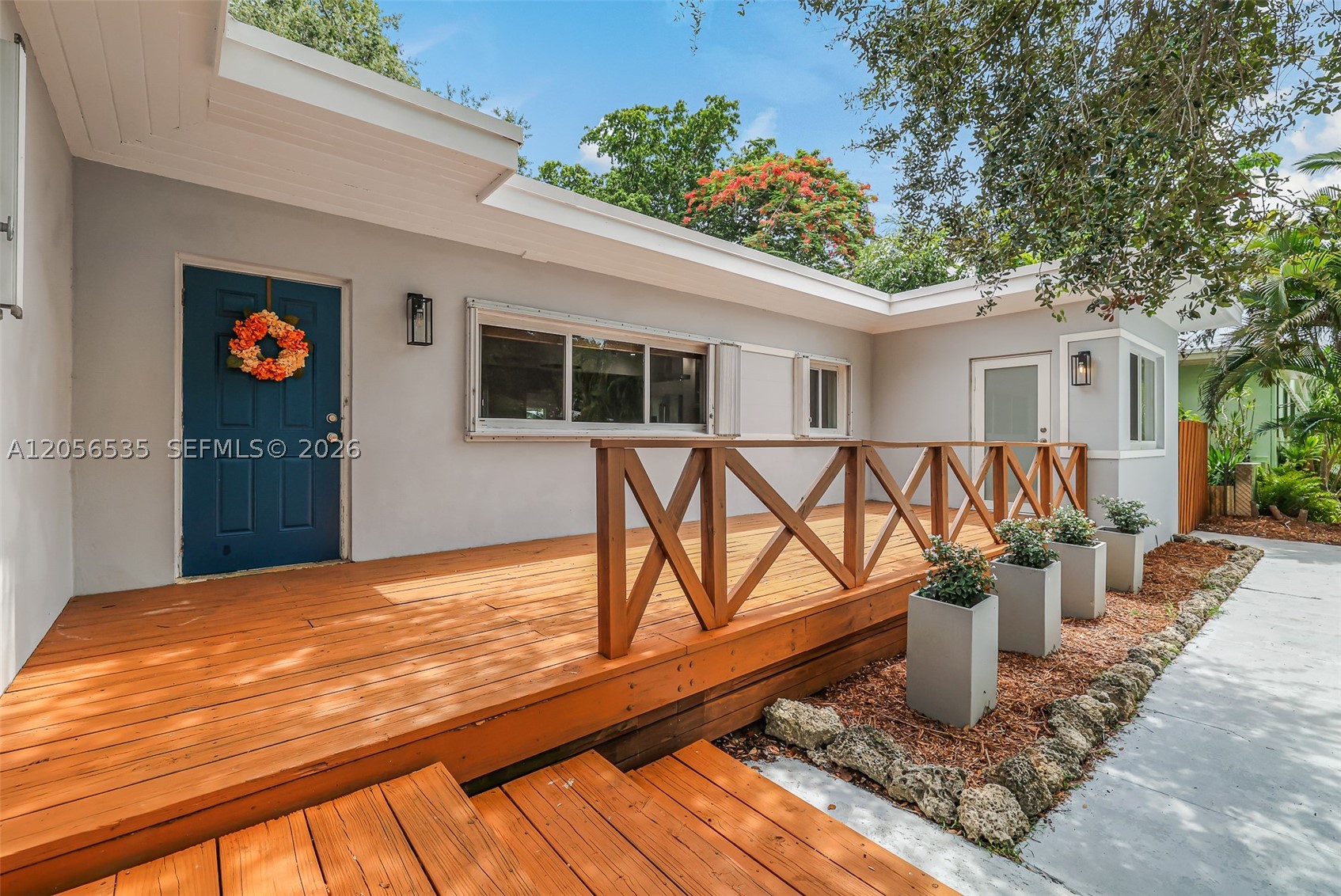 1ST ADDN BISCAYNE LAWN - Residential