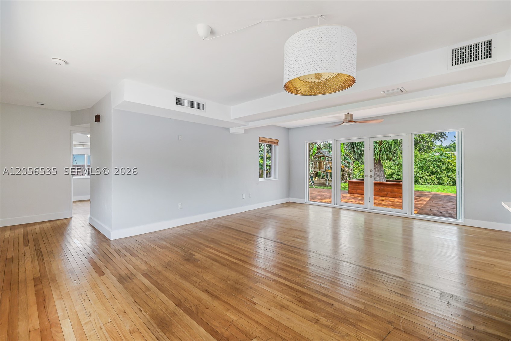 1ST ADDN BISCAYNE LAWN - Residential