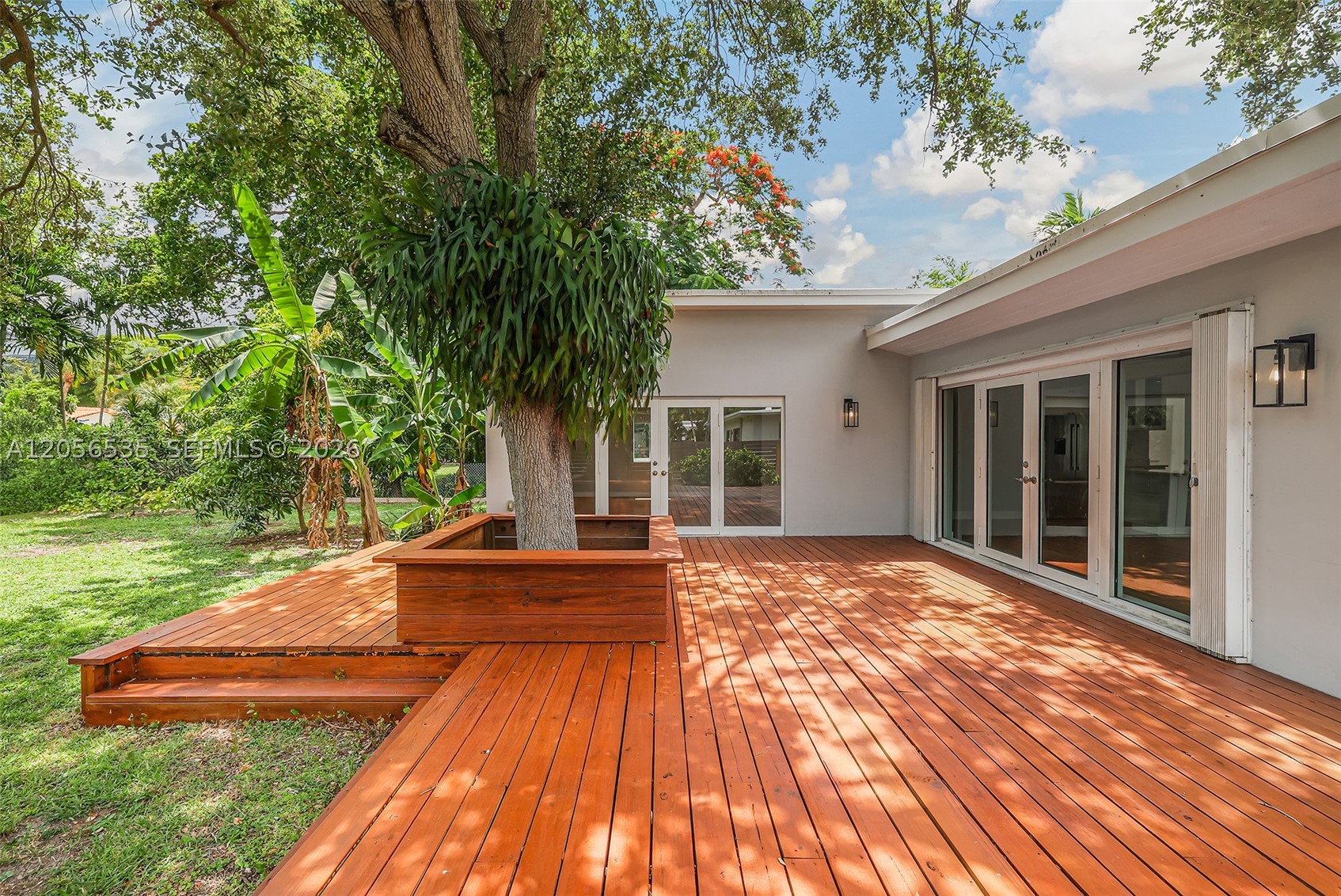 1ST ADDN BISCAYNE LAWN - Residential