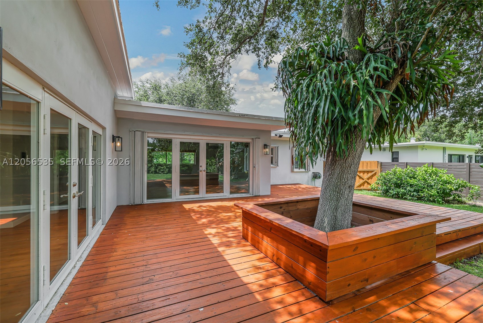 1ST ADDN BISCAYNE LAWN - Residential