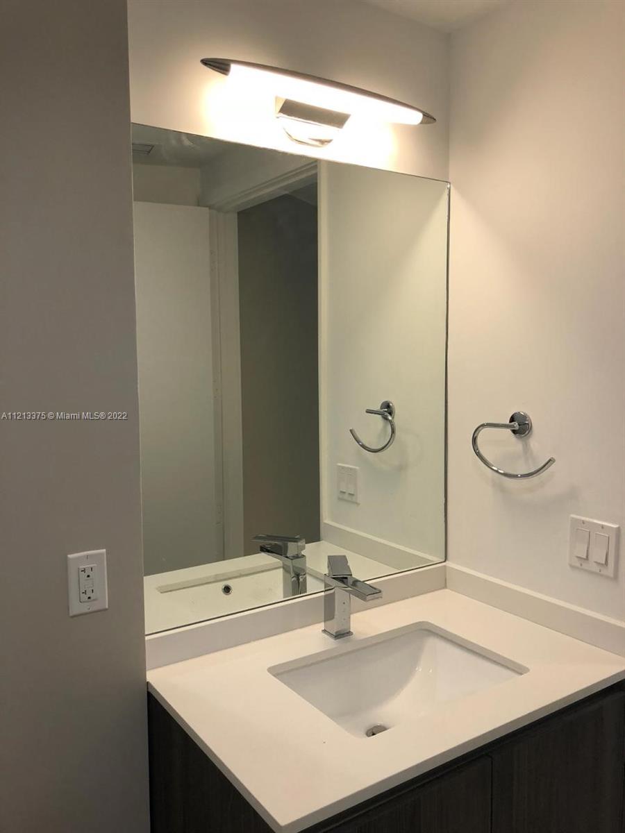 ARIA ON THE BAY CONDO - Residential Lease