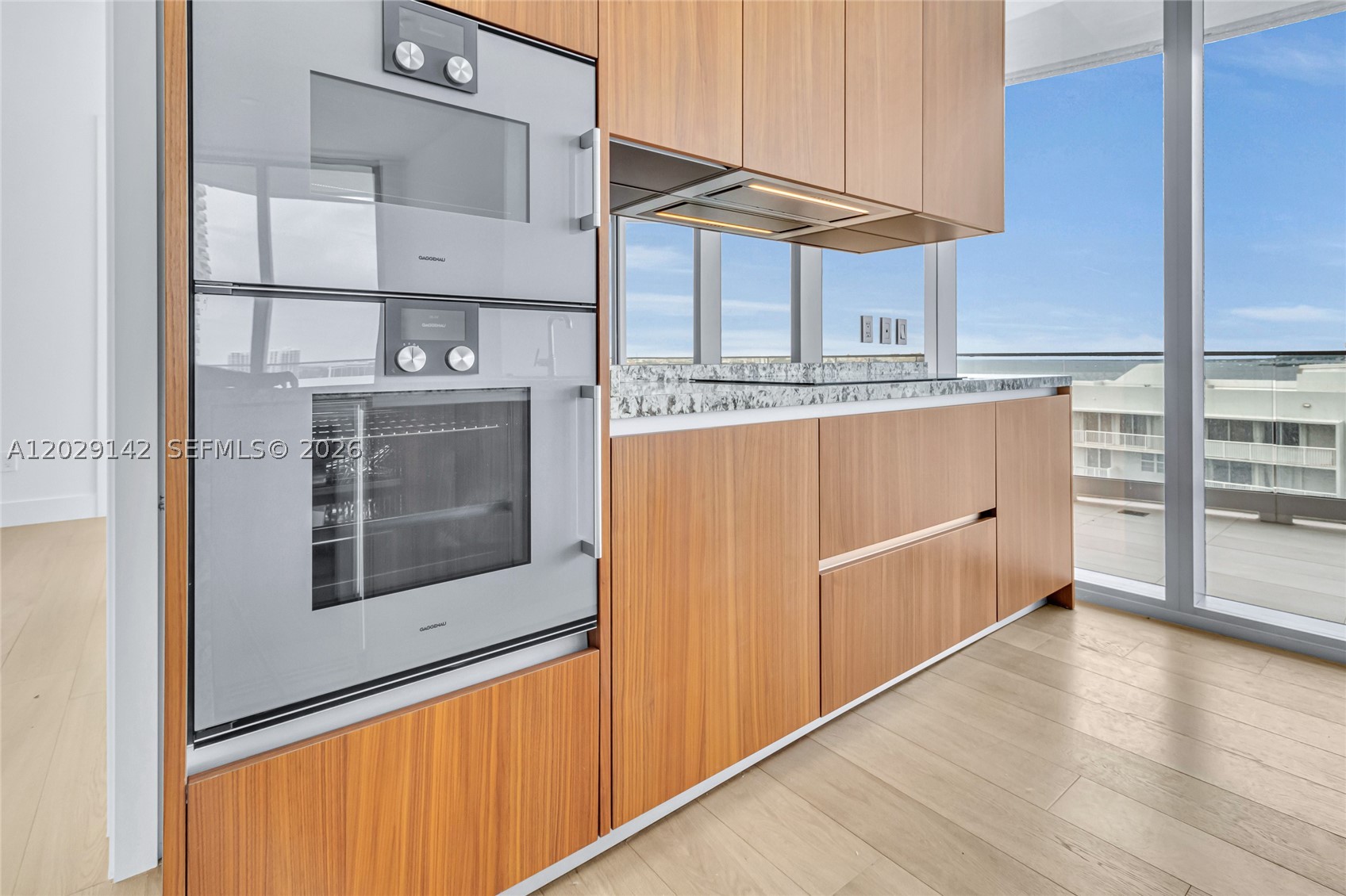 UNA RESIDENCES - Residential