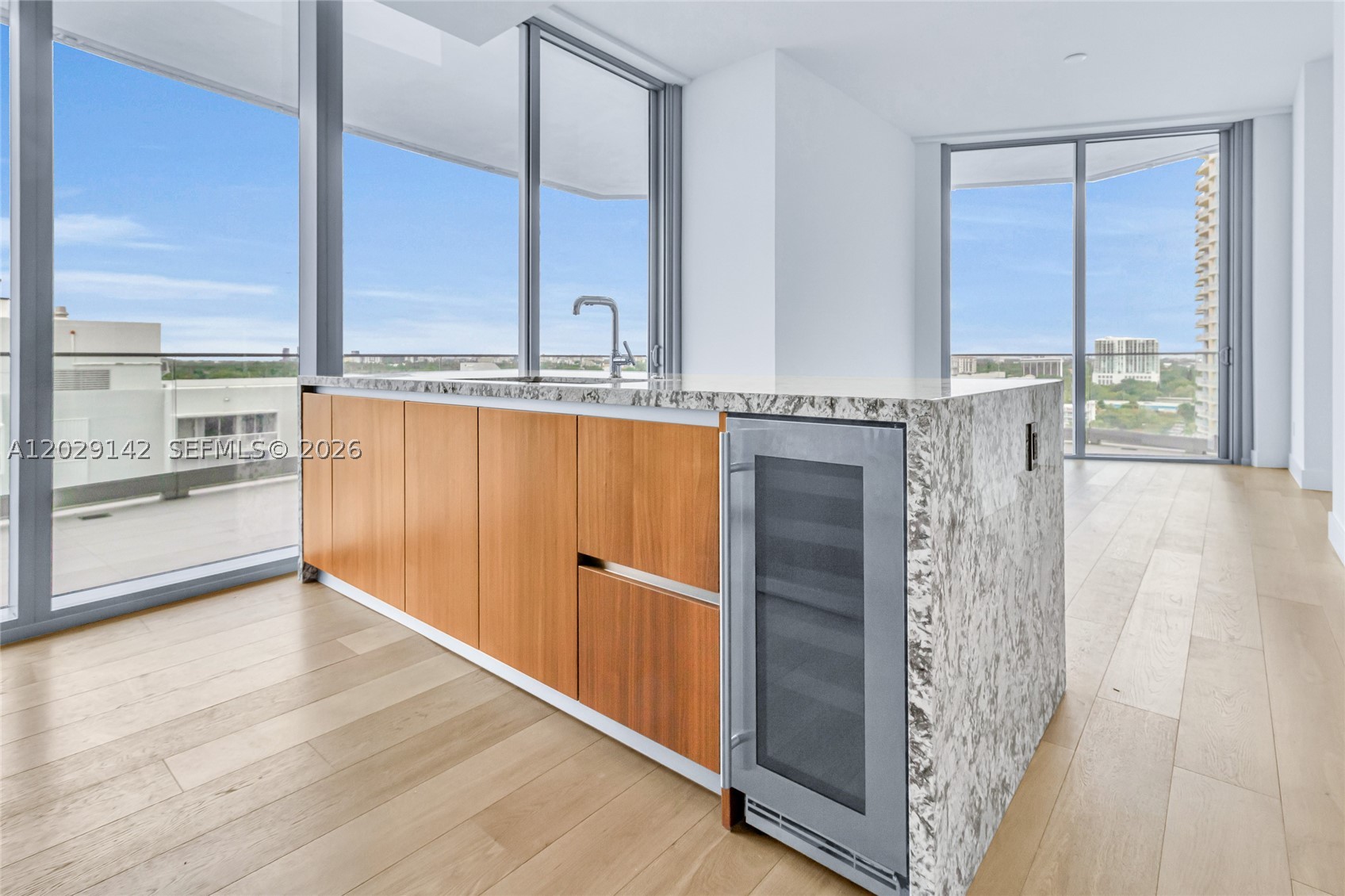 UNA RESIDENCES - Residential