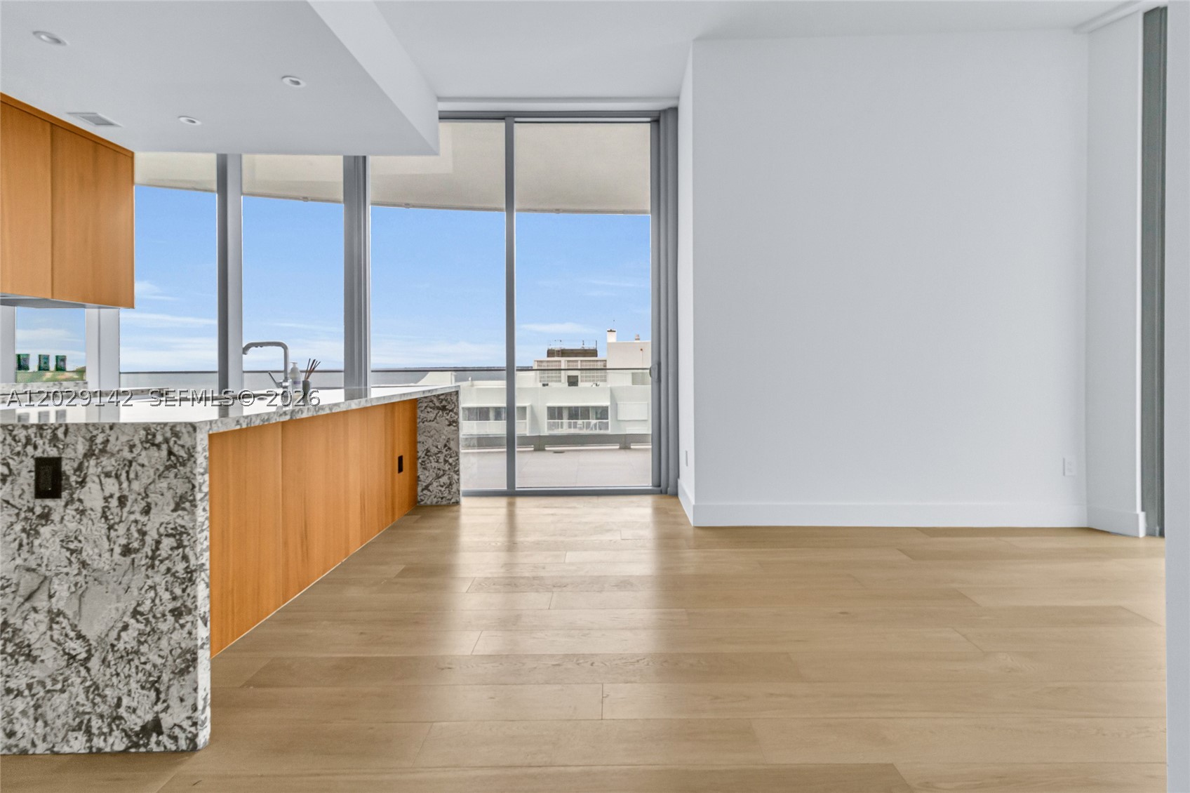 UNA RESIDENCES - Residential