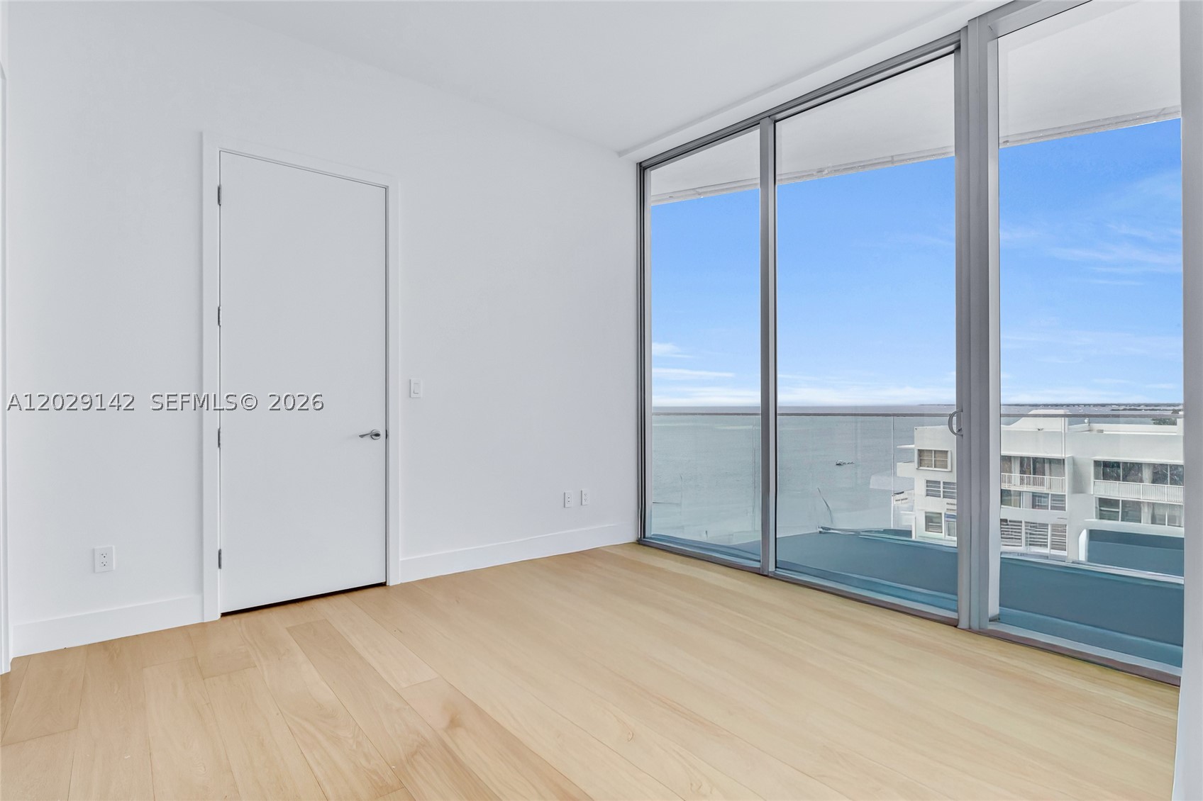 UNA RESIDENCES - Residential