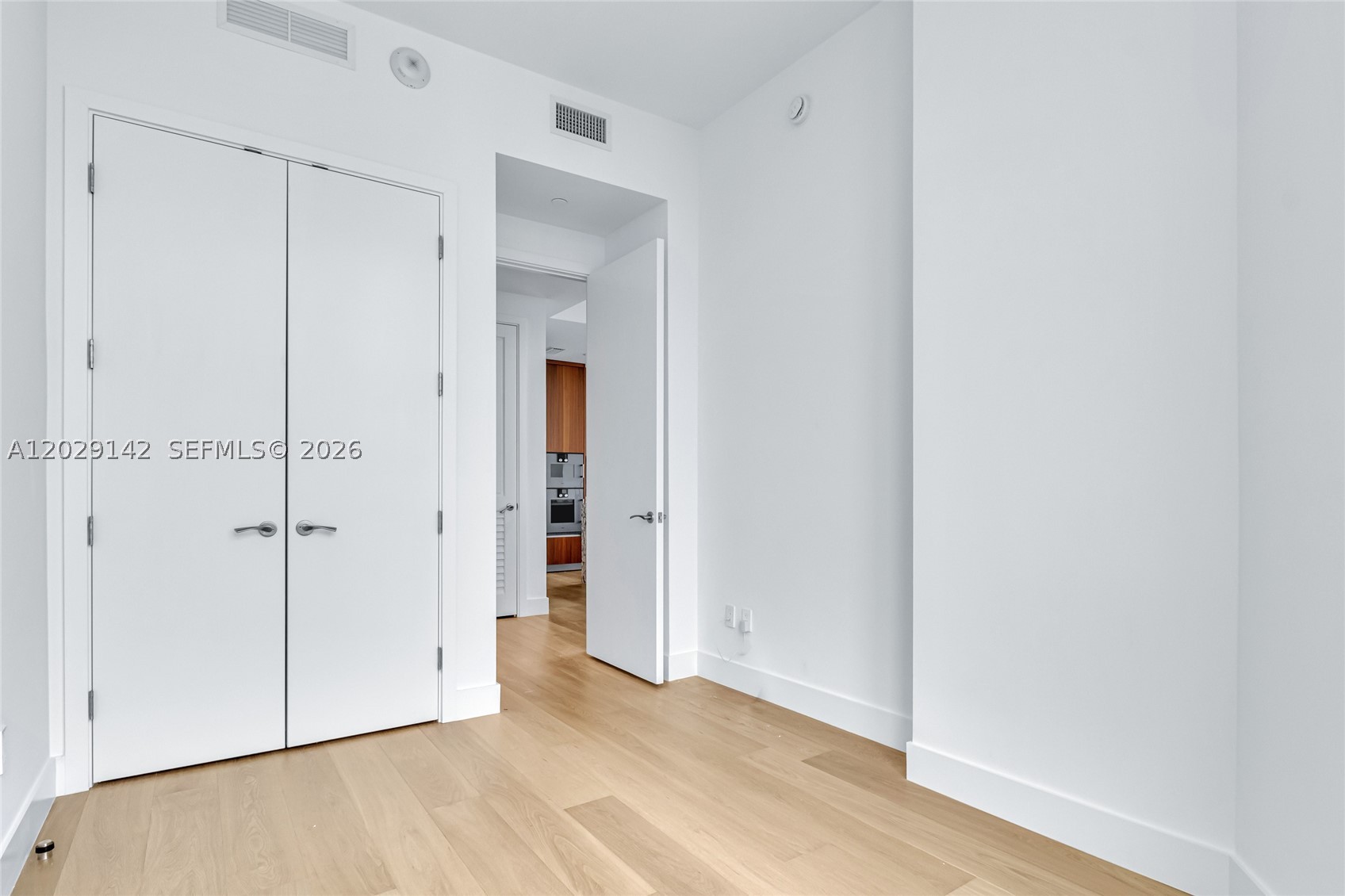UNA RESIDENCES - Residential