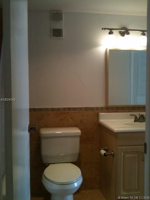 Wilshire Condo - Residential Lease