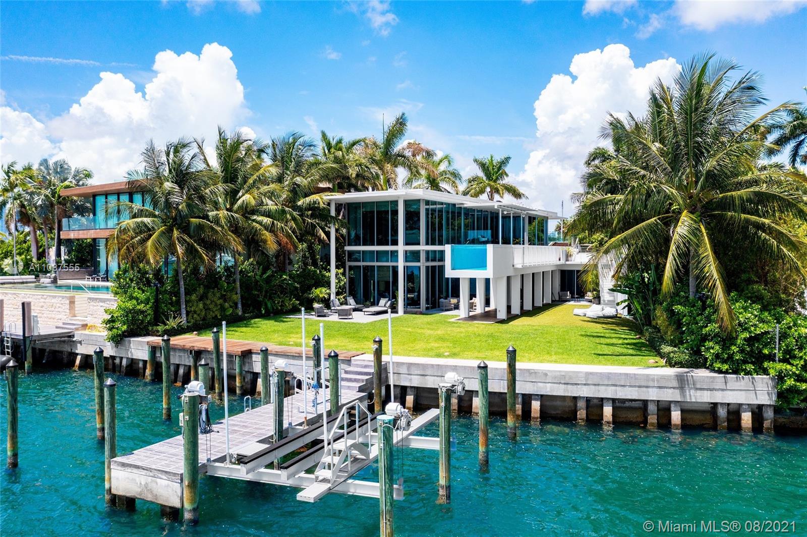 SAN MARINO ISLAND - Residential