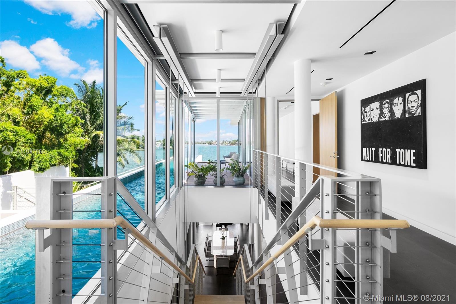 SAN MARINO ISLAND - Residential