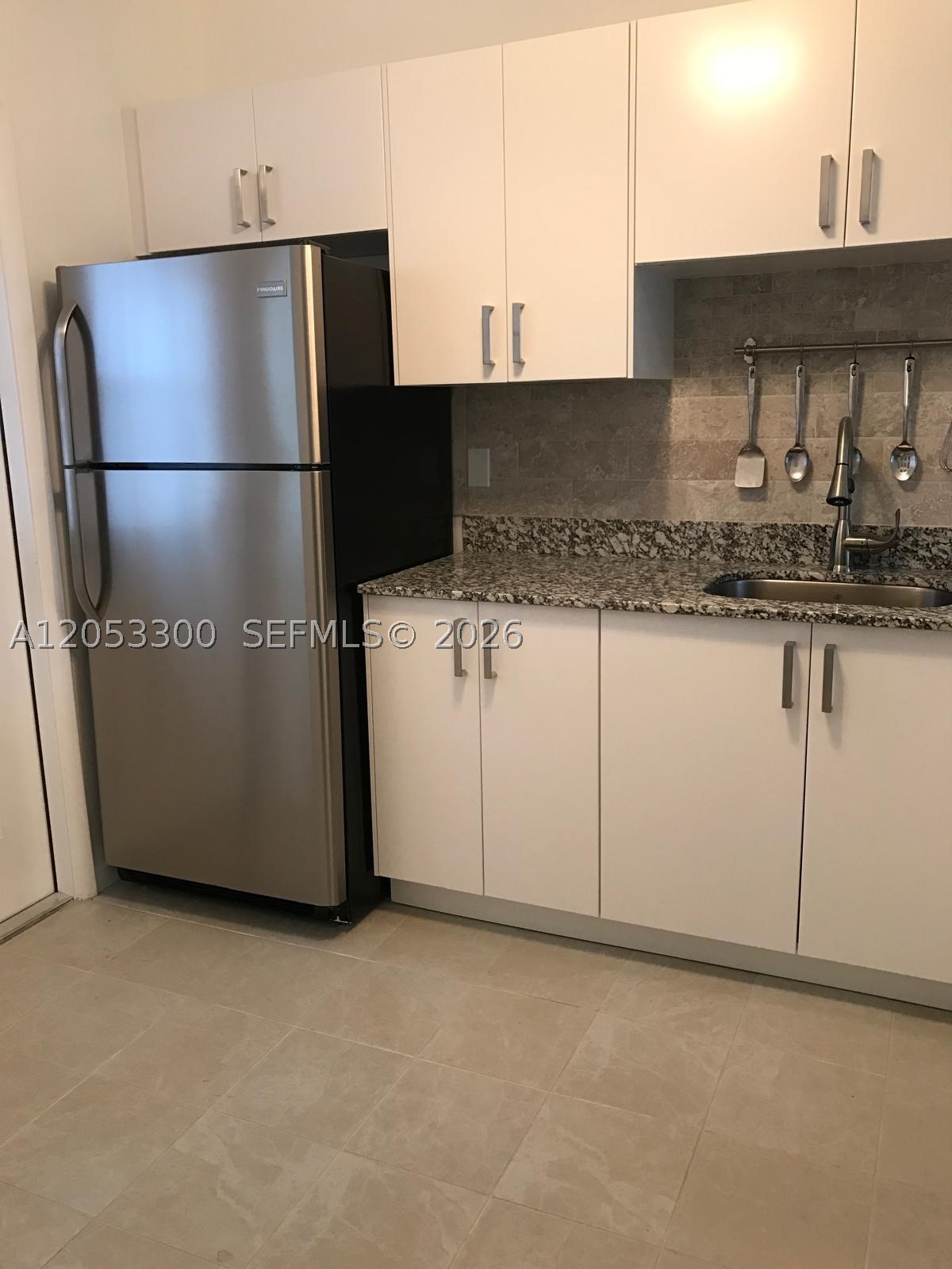 SHERIDAN LAKES CONDO APTS - Residential Lease