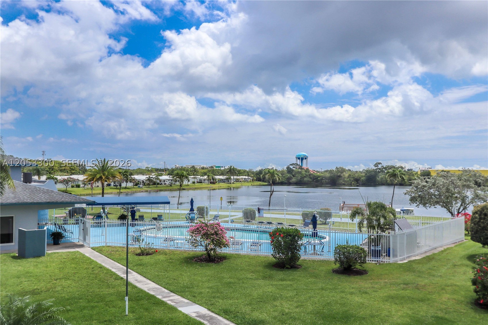 SHERIDAN LAKES CONDO APTS - Residential Lease