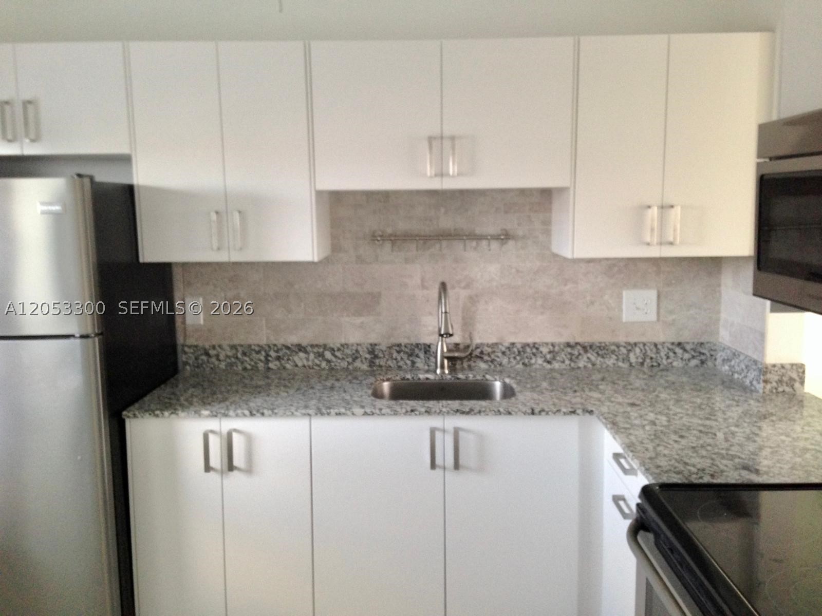 SHERIDAN LAKES CONDO APTS - Residential Lease