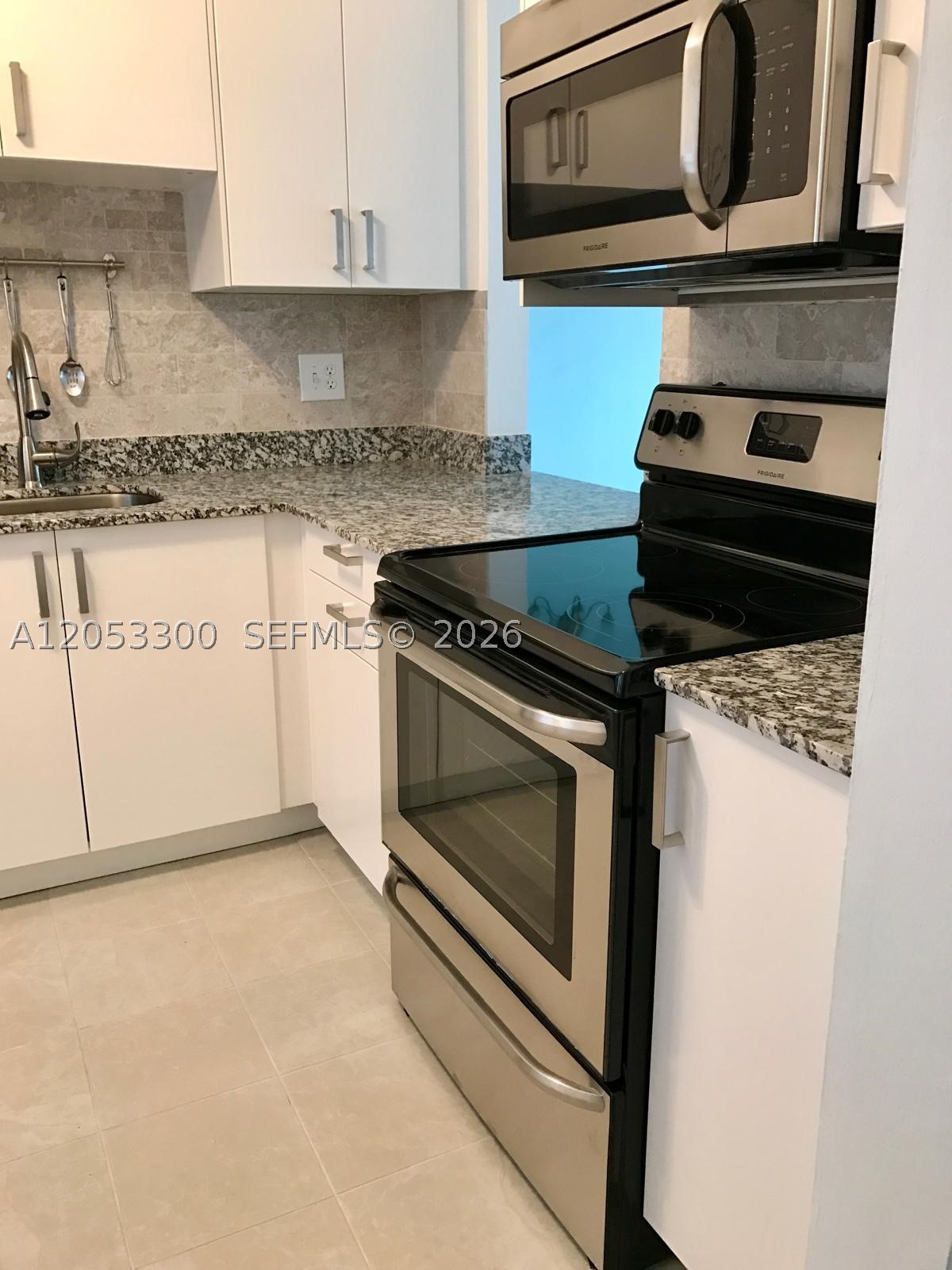 SHERIDAN LAKES CONDO APTS - Residential Lease