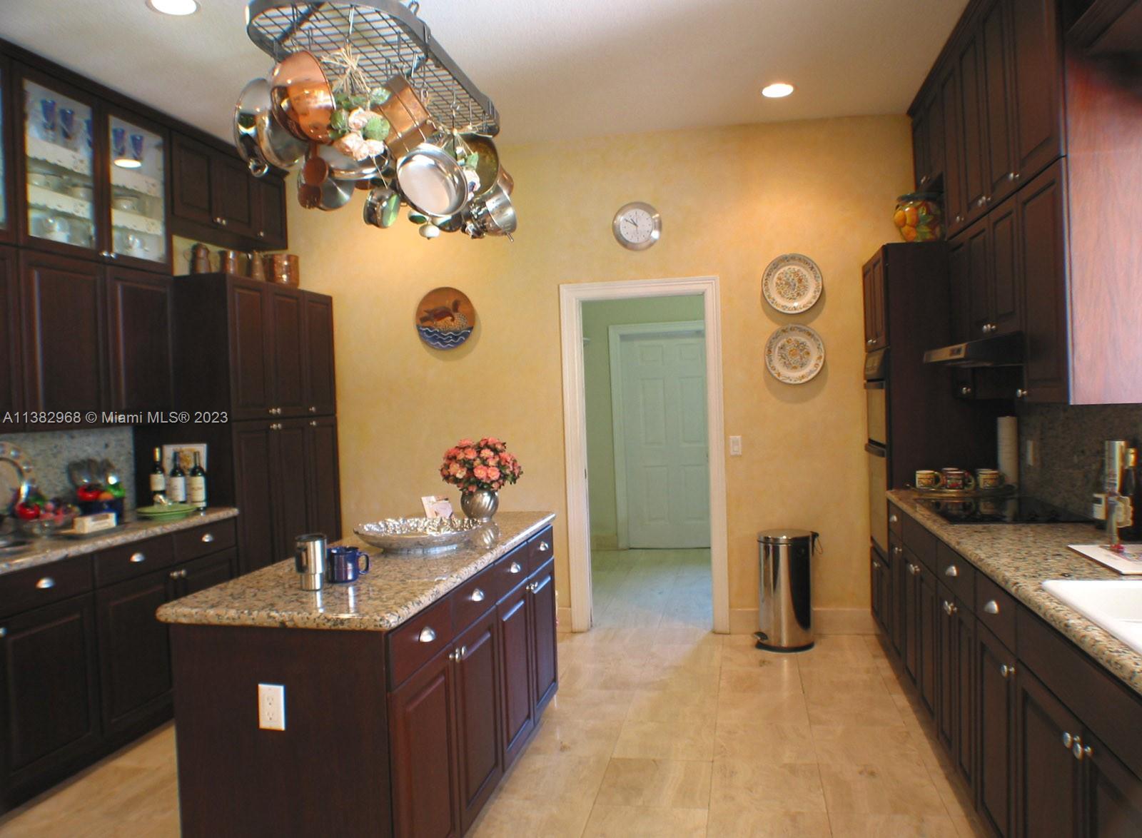 BAY RIDGE ESTS - Residential