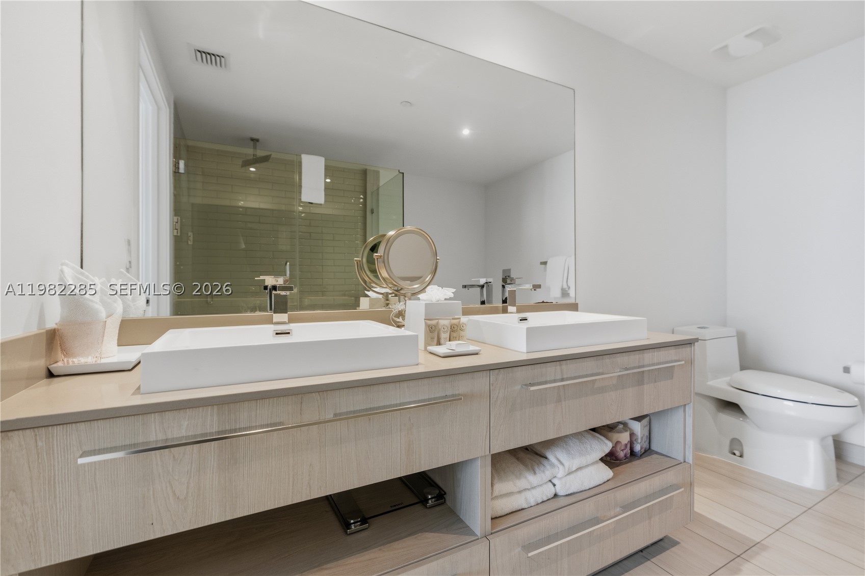 4010 SOUTH OCEAN CONDO - Residential