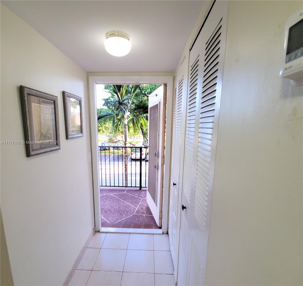 SUNRISE LAKES 160 CONDO - Residential