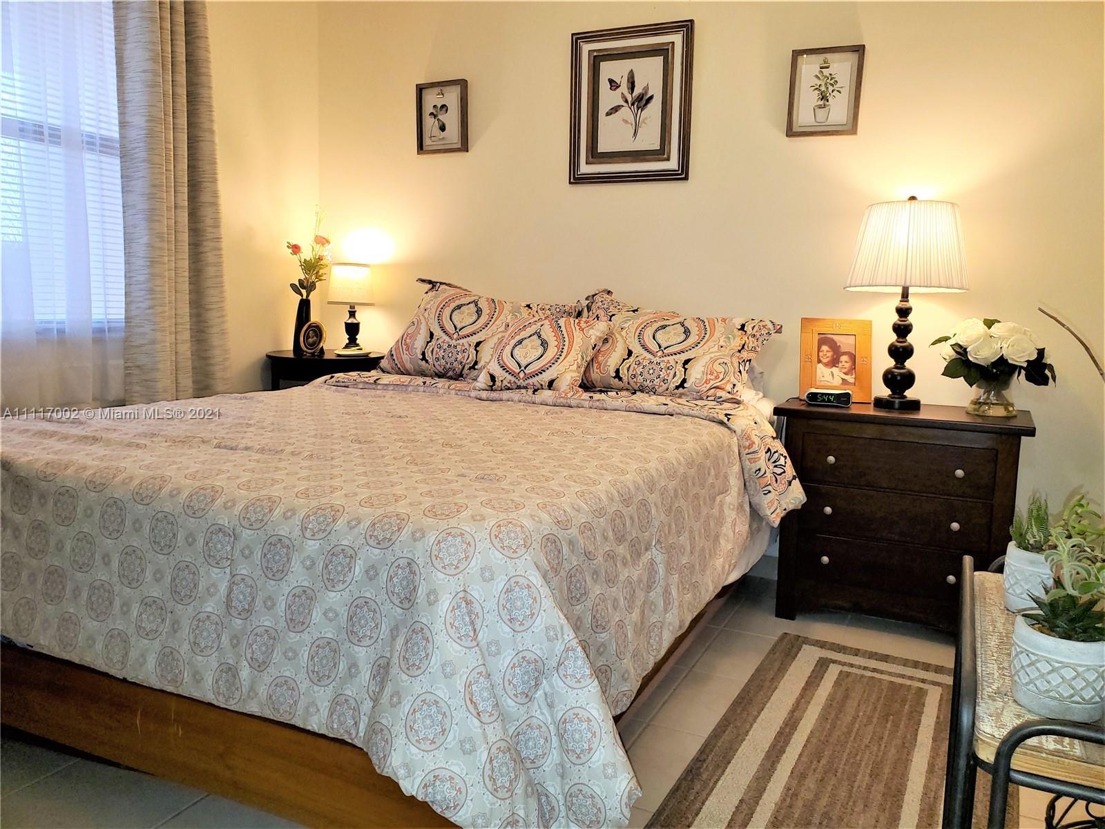 SUNRISE LAKES 160 CONDO - Residential
