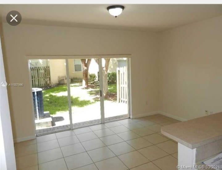 VILLAS AT CARMEL CONDO NO - Residential
