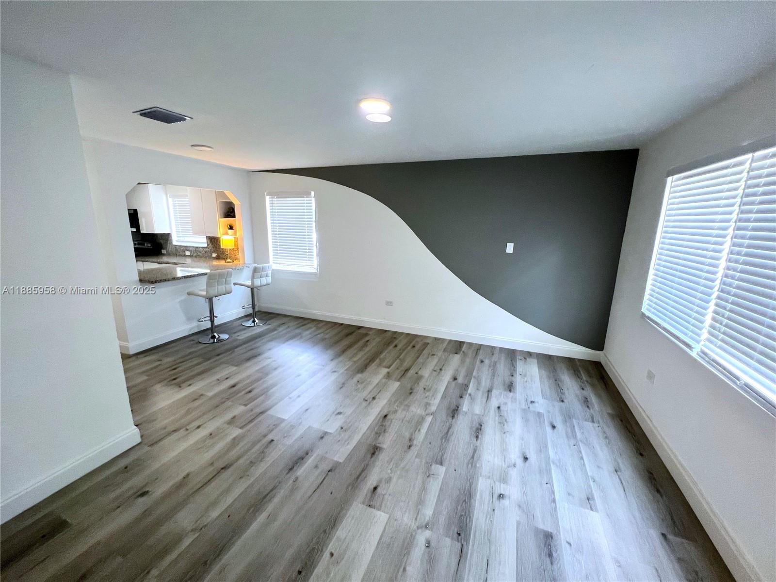 OVERBROOK SHORES NO-2 - Residential Lease