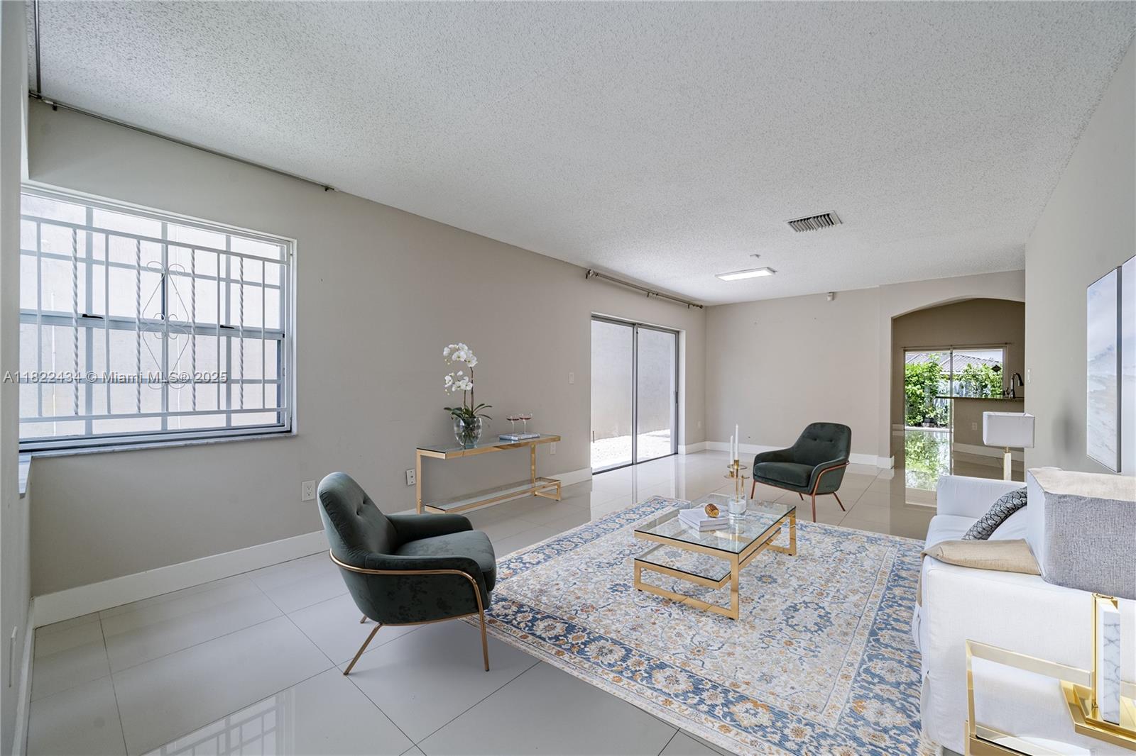 HIGHLANDS AT KENDALL - Residential