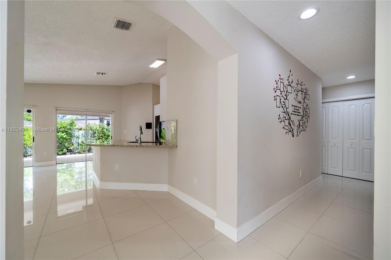 HIGHLANDS AT KENDALL - Residential