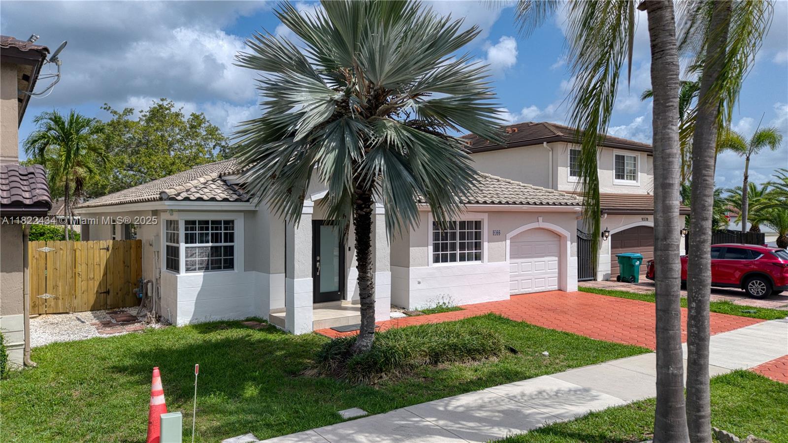HIGHLANDS AT KENDALL - Residential