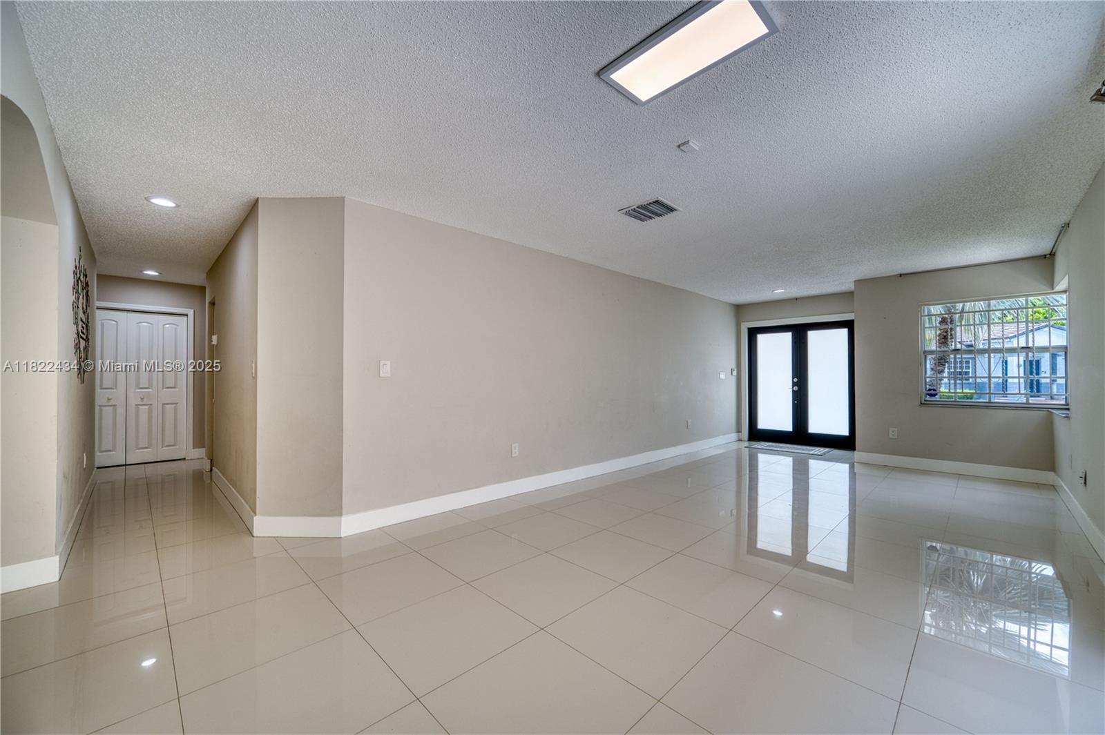HIGHLANDS AT KENDALL - Residential