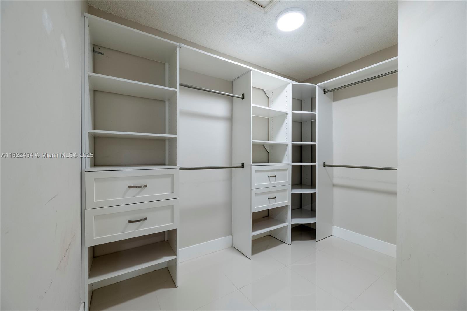 HIGHLANDS AT KENDALL - Residential