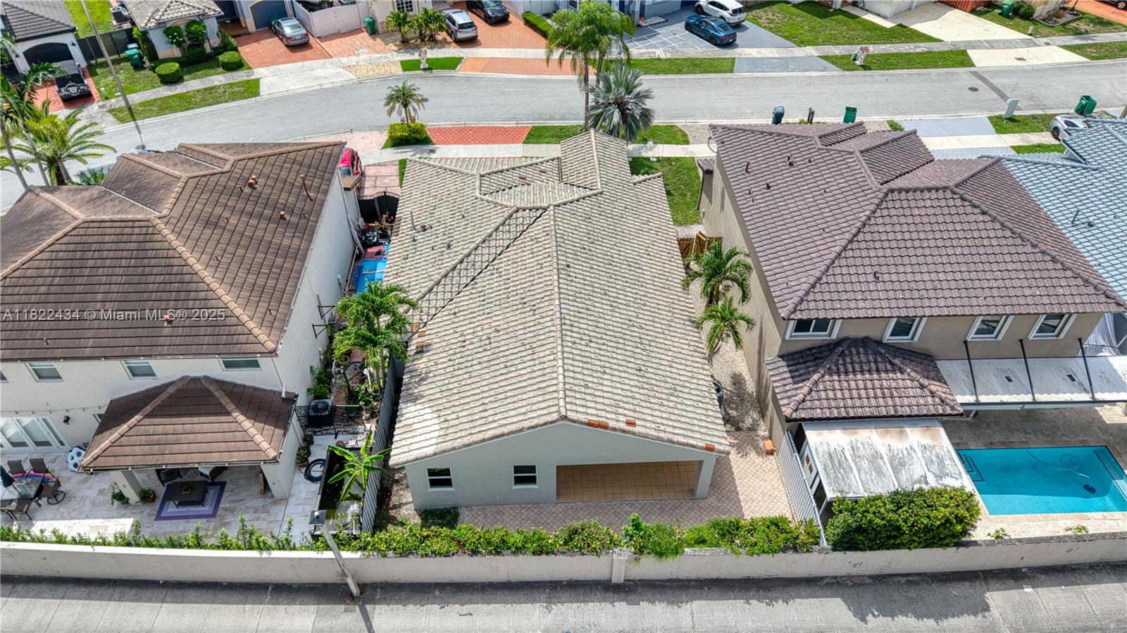 HIGHLANDS AT KENDALL - Residential